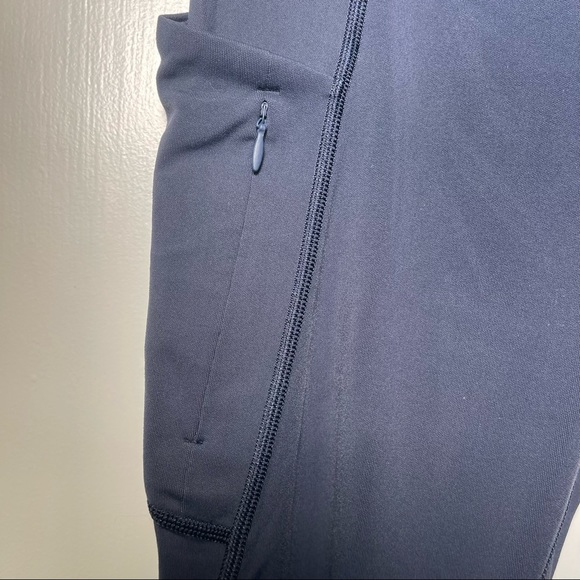 Athleta Navy legging with pockets - Picture 10 of 16
